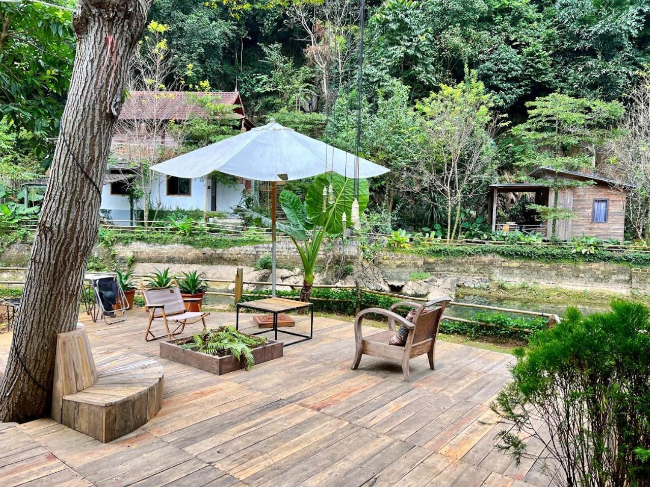 House By Lake Hotel Moc Chau Exterior foto