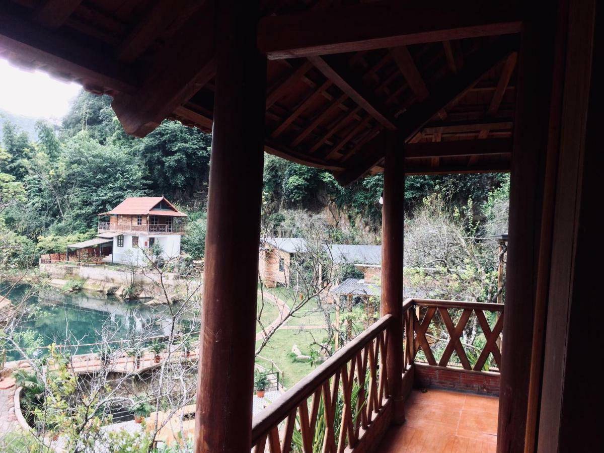 House By Lake Hotel Moc Chau Exterior foto