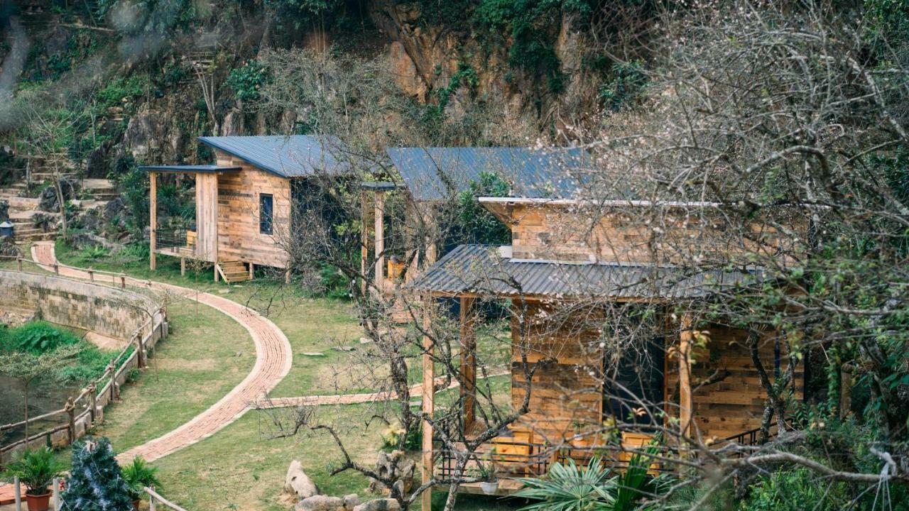 House By Lake Hotel Moc Chau Exterior foto